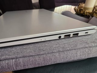Portatile ASUS Vivobook Argento
