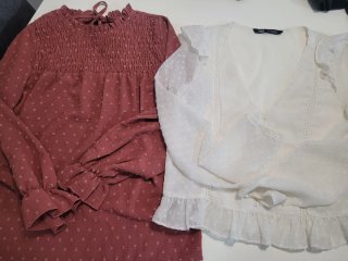 Blusas ZARA blancas y rojas Talla XS