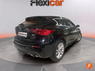Infiniti Q30 2.2D SPORT 7DCT