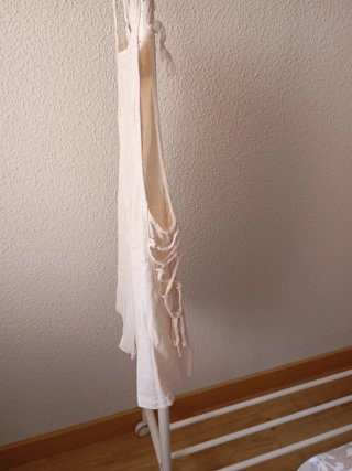 Peto corto tirantes lino mujer Stradivarius