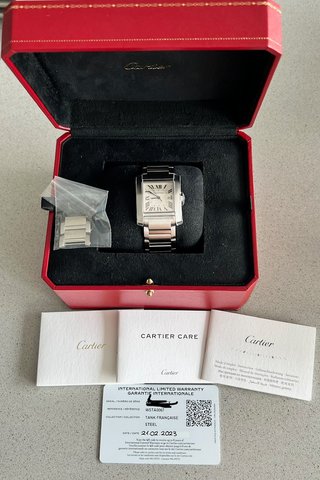 Reloj Cartier Tank Française XL WSTA0067 año 2023.