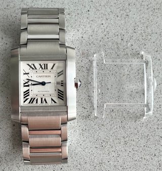 Reloj Cartier Tank Française XL WSTA0067 año 2023.