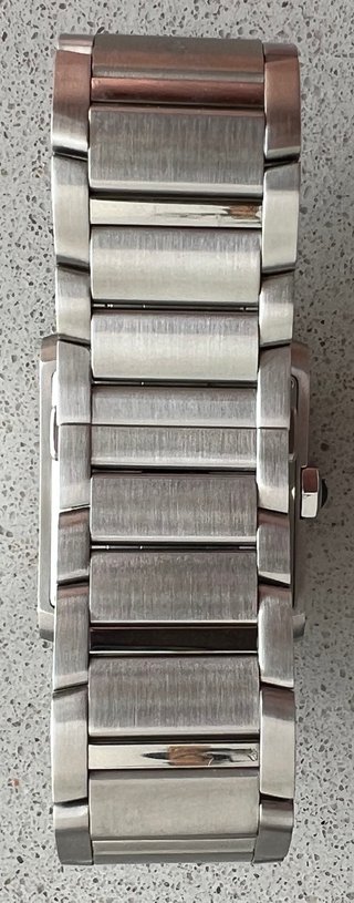 Reloj Cartier Tank Française XL WSTA0067 año 2023.