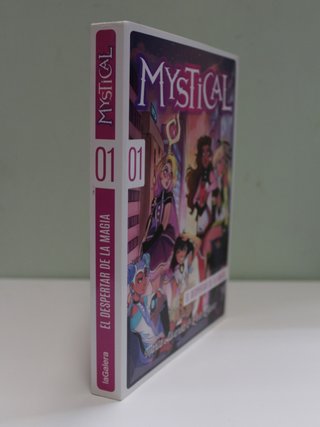 Libro Mystical 01 (Marta Álvarez & Laia López)