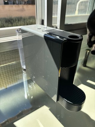 Cafetera Nespresso + Espumador Cecotec