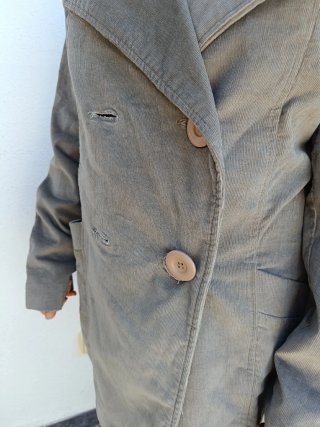 Gabardina corta pana gris doble botonadura