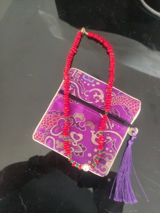 Collar Oro 18k Coral y Esmeralda