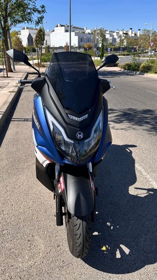 Mitt GTS 125 Maxi Scooter Azul/Negro