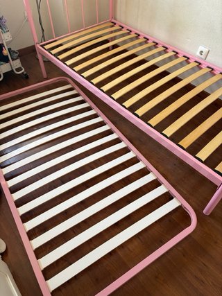 Cama infantil y supletoria rosa