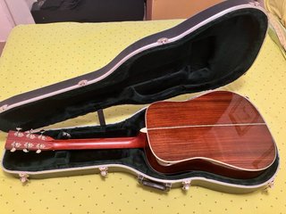 Guitarra Martin D28 como nueva