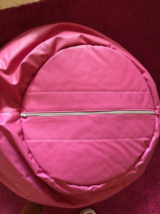 Puff pera rosa piel sintética