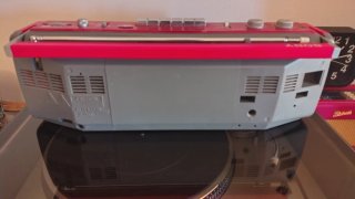 Radio Cassette Sony CFS-210L Roja
