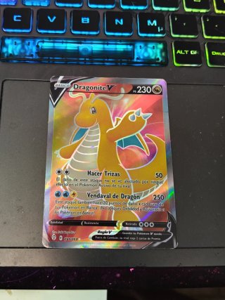 Carta Pokémon Dragonite V 230 PS