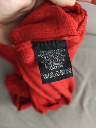 Jersey fino cuello abierto rojo