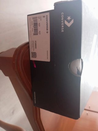 Tenis Converse Niña Botín Negro la talla es 33,5