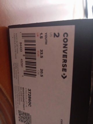 Tenis Converse Niña Botín Negro la talla es 33,5