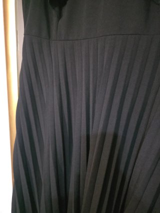 Vestido Negro Coctel Encaje Volantes