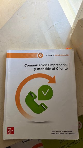 libros grado medio de 1GA Administracion y Gestion
