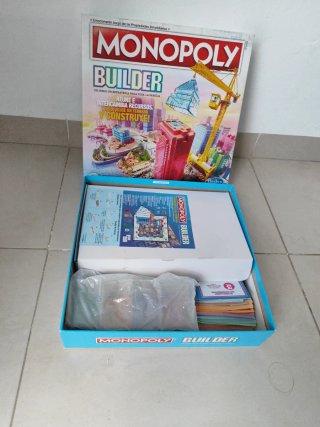 Monopoly Builder Hasbro