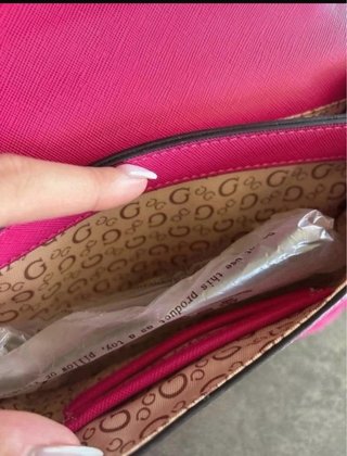 Borsa Guess fucsia nuova con cartellino