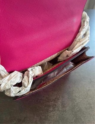 Borsa Guess fucsia nuova con cartellino