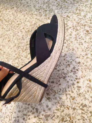 Zapatos de cuña negros