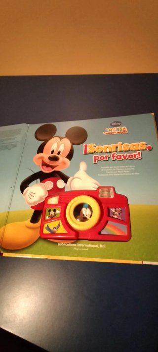 LA CAMARA DE MICKEY CAM: SONRISAS POR FAVOR