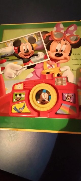 LA CAMARA DE MICKEY CAM: SONRISAS POR FAVOR