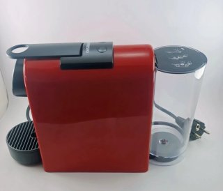 Cafetera Nespresso DeLonghi Roja