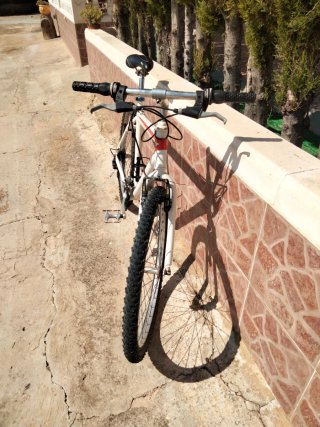 Bicicleta MTB 26 Ligera
