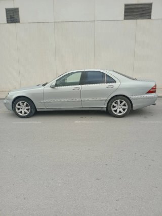 Mercedes-Benz 320 2002
