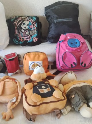 Bolsos / Mochilas / bandoleras /