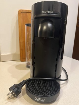 Cafetera De’Longhi Nespresso Vertuo Plus ENV150.B