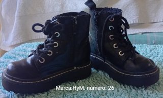 Lote 2 pares botines niña Talla 26