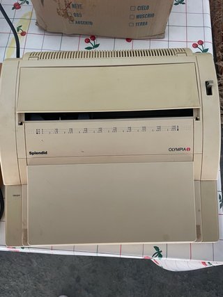 Máquina de escribir Olympia Splendid