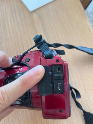 Fotocamera Nikon Coolpix L820 Rossa