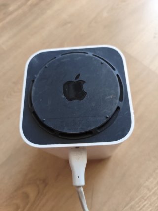 Apple AirPort Extreme A1420 Router