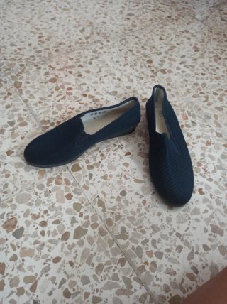 Zapatillas cerradas azul marino
