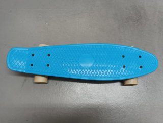 Patinete azul skate