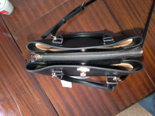 Bolso Guess Negro Marilyn Satchel