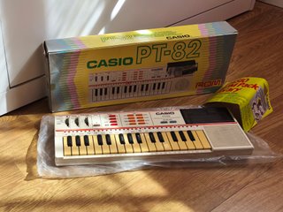 Casio PT-82 con Kit Original