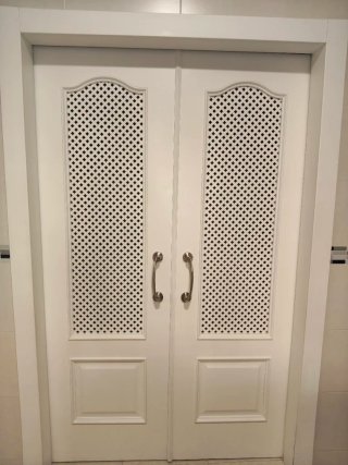 Puertas correderas blancas
