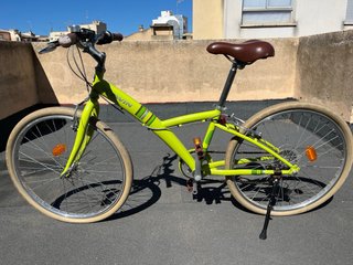 Bicicleta B'TWIN 24”