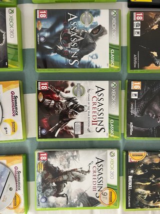 Xbox 360 + 12 juegos + mando plateado