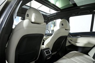 BMW iX3    M Sport