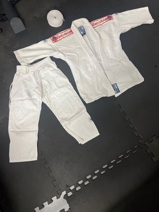 Kimono Cai Club Blanco 130cm talla 9