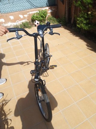 Bicicleta plegable negra