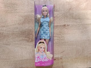 Muñeca Barbie en embalaje, sin abrir