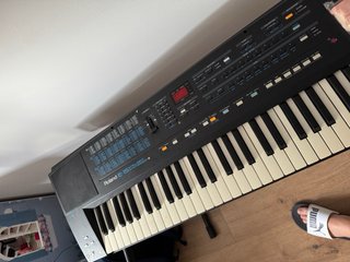 Teclado Roland E-15 Sintetizador+atril