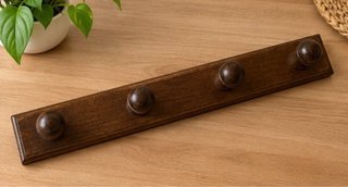 Perchero de madera rústico